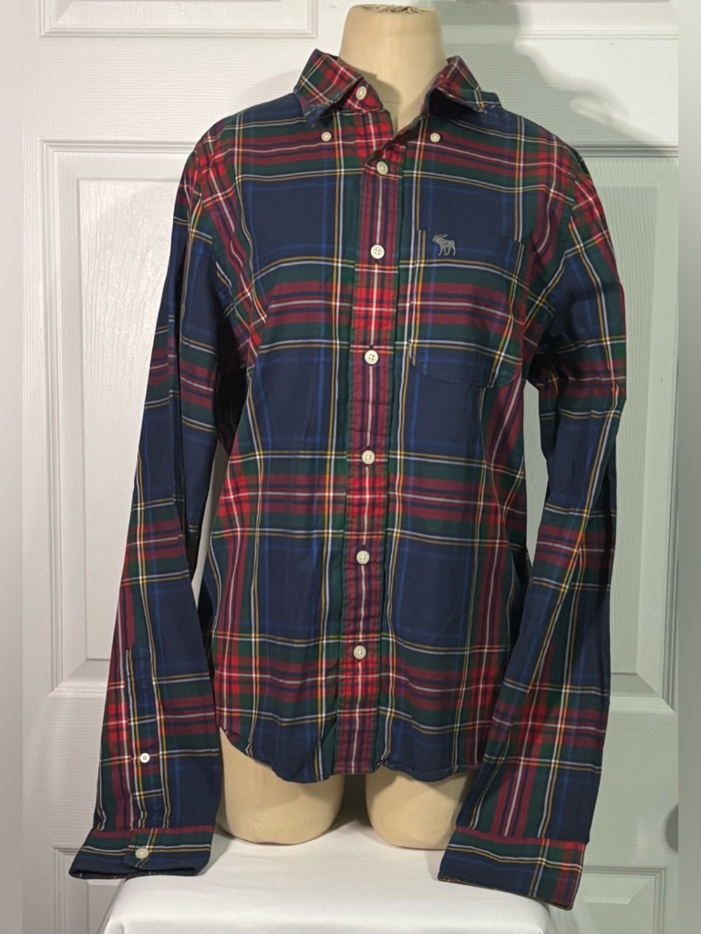 Abercrombie & Fitch Large Navy and Red Plaid Button-Down Shirt